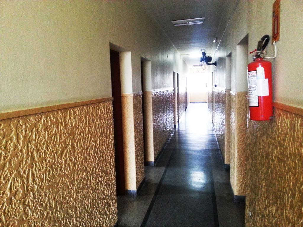Hotel Pinheirinho Куритиба Экстерьер фото